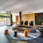 Park Plaza Hotel 4*