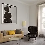 Park Plaza Отель 4*