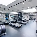 Park Plaza Отель