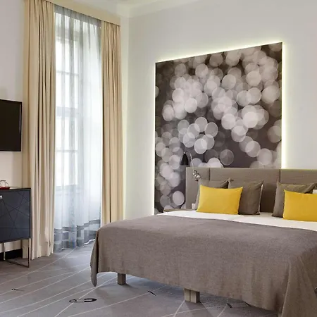 Park Plaza Hotel