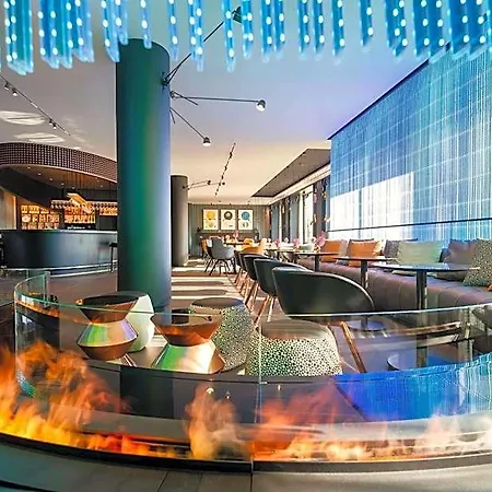 Park Plaza