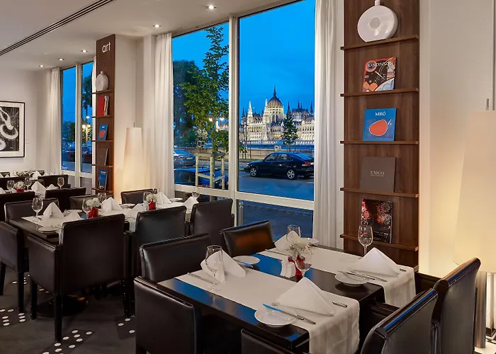 Park Plaza ホテル 4*