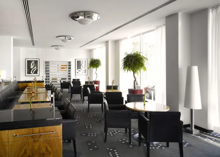 ホテル Park Plaza
