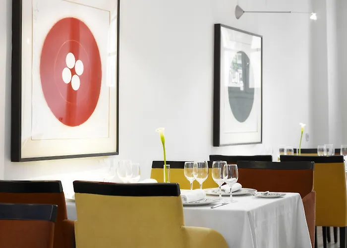 Park Plaza 4*