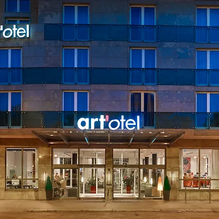 Hotell Park Plaza 4*