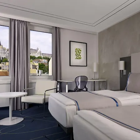 Ξενοδοχείο Park Plaza 4*