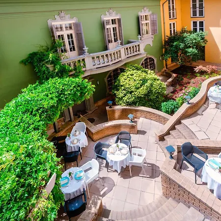 Park Plaza Ξενοδοχείο 4*